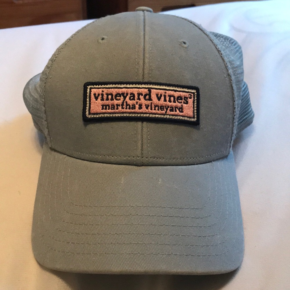 Vineyard Vines Trucker Hat